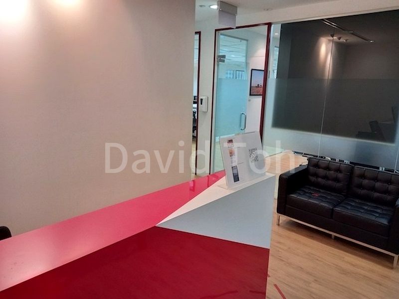Office for Rent: Appealing, fitted office at Raffles Place. - Image 9
