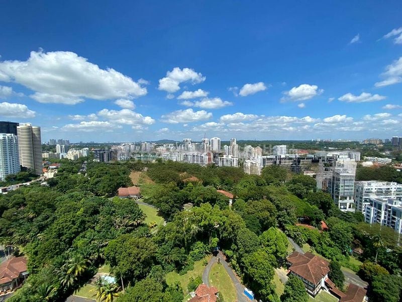 3 Bed Apartment (Condo) for Rent in  Reignwood Hamilton Scotts - Image 6