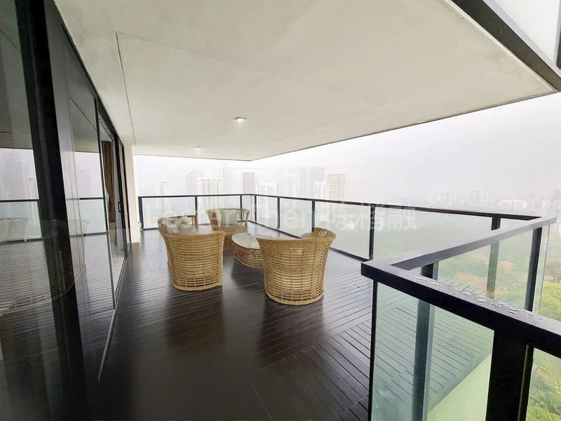 3 Bed Apartment (Condo) for Rent in  Reignwood Hamilton Scotts - Image 4