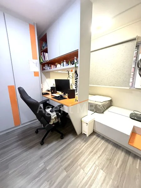 5 Room (5A) HDB for Sale in  391 Tampines Avenue 7 - Image 11