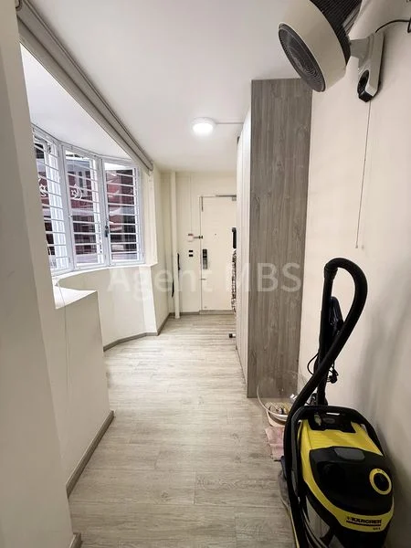 5 Room (5A) HDB for Sale in  391 Tampines Avenue 7 - Image 4