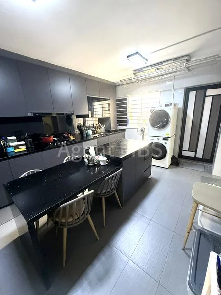 5 Room (5A) HDB for Sale in  391 Tampines Avenue 7 - Image 14