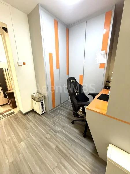 5 Room (5A) HDB for Sale in  391 Tampines Avenue 7 - Image 12