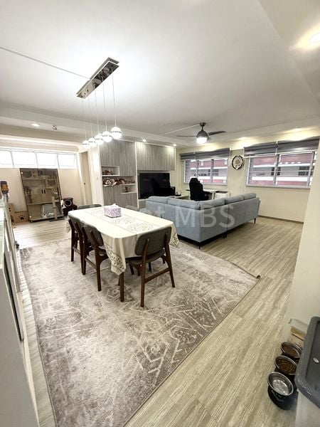5 Room (5A) HDB for Sale in  391 Tampines Avenue 7 - Image 3