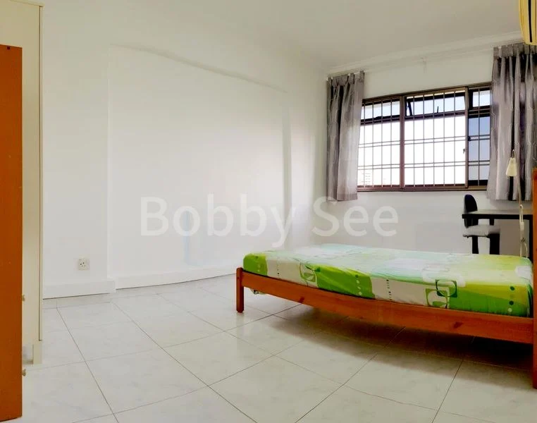 5 Room (5I) HDB for Rent in  596D Ang Mo Kio Street 52 - Image 8