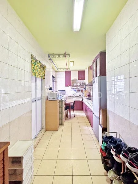 4 Room (4A2) HDB for Sale in  655B Jurong West Street 61 - Image 3
