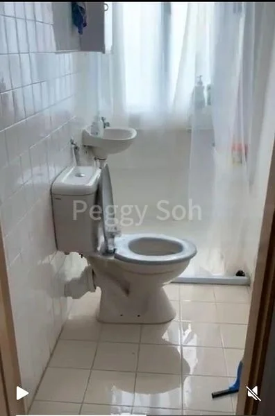 Common Room (Condo) for Rent in  Upper Bukit Timah Road - Image 5