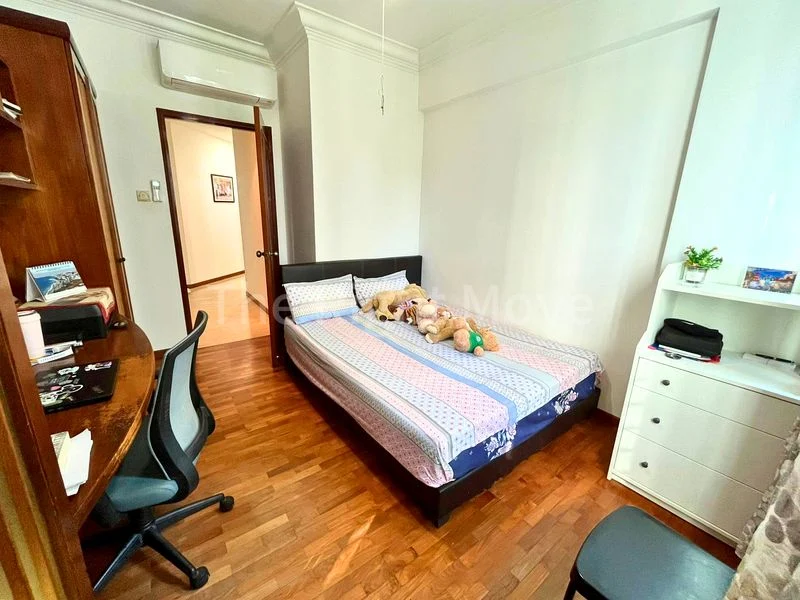 3 Bed Executive Condo for Sale in  Northoaks - Image 11