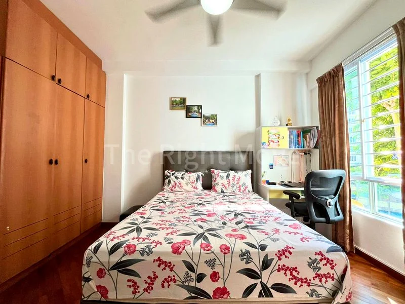 3 Bed Executive Condo for Sale in  Northoaks - Image 10