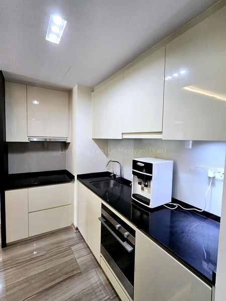 2 Bed Condo for Sale in Lakeville - Image 7