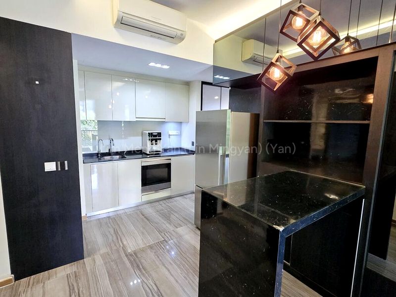 2 Bed Condo for Sale in Lakeville - Image 9