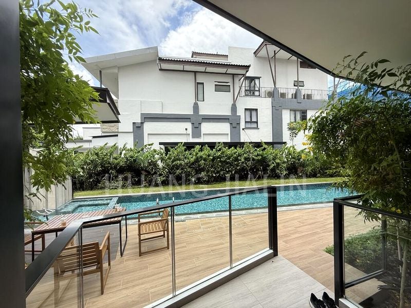 4 Bed Apartment (Condo) for Rent in K Suites - Image 5