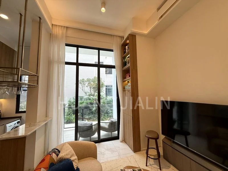 4 Bed Apartment (Condo) for Rent in K Suites - Image 8