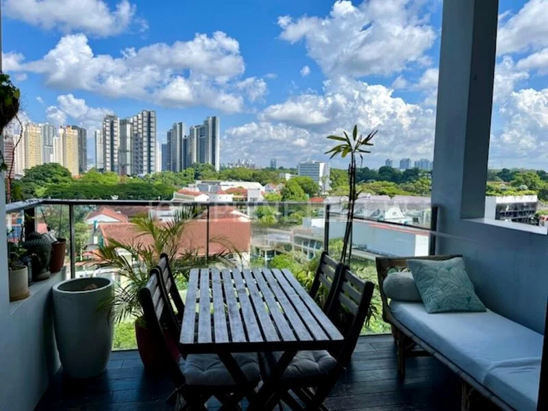 2 Bed Condo for Rent in  The Crest - Image 5