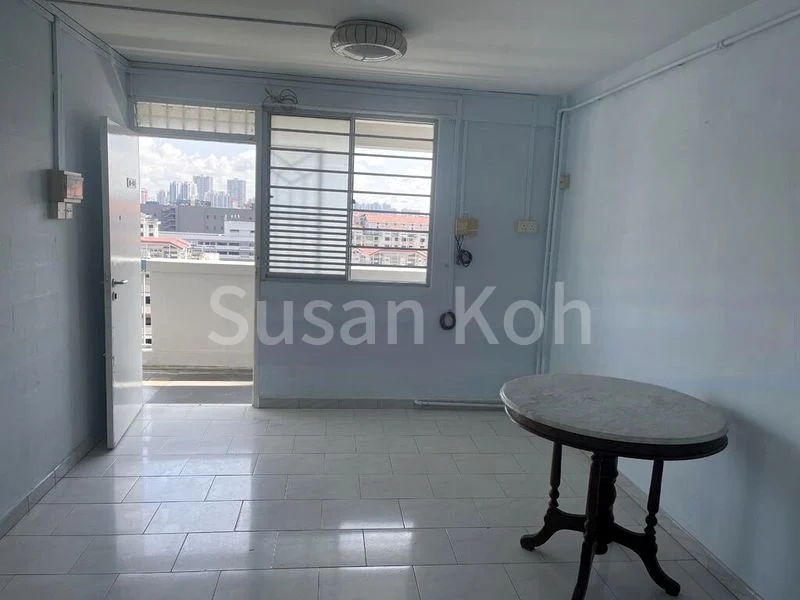 3 Room (3I) HDB for Sale in  116 Lorong 2 Toa Payoh - Image 1