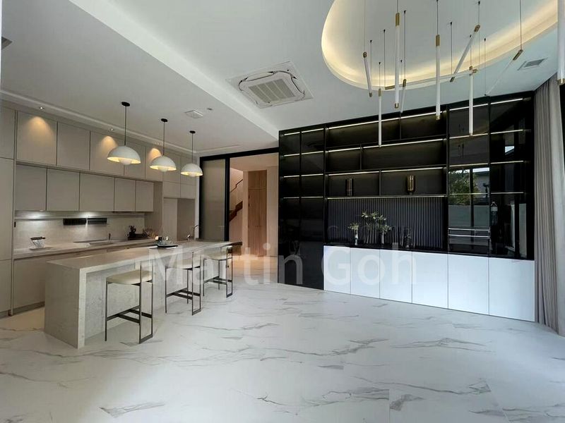 4 Bed Bungalow (Landed) for Sale in  Dunearn Road - Image 7