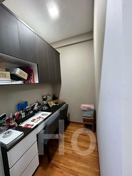 1 Bed Apartment (Condo) for Sale in  The Brooks II - Image 2