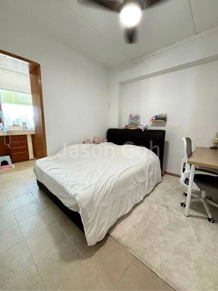 4 Room (4A) HDB for Sale in  915 Hougang Street 91 - Image 3