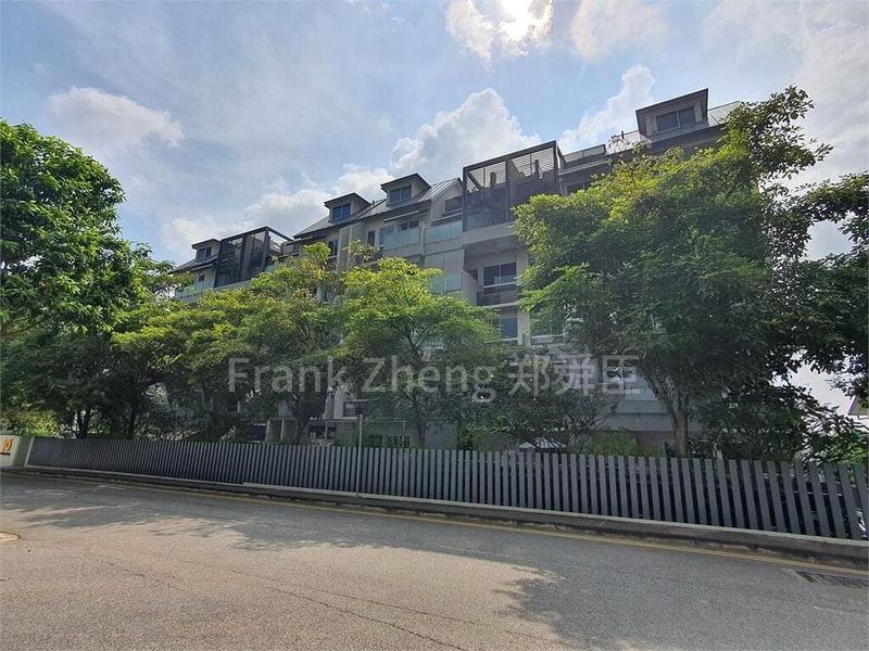 Studio Apartment (Condo) for Rent in  10 Shelford - Image 4
