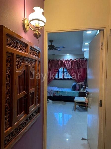 5 Room (5I) HDB for Rent in 700C Ang Mo Kio Avenue 6 - Image 9