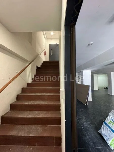 Shop / Shophouse for Rent: 3 Adjoining 2-Storey Shophouses, near Bugis MRT; Ideal for F&B in D7 - Image 4