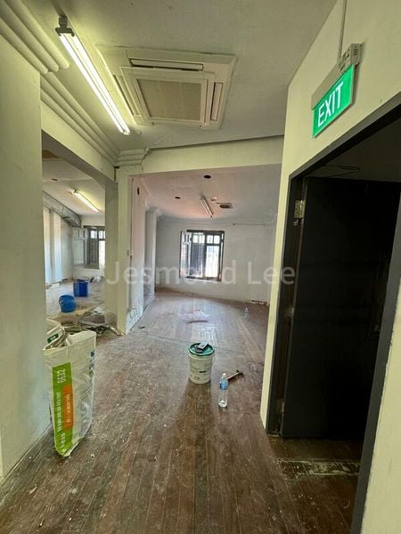 Shop / Shophouse for Rent: 3 Adjoining 2-Storey Shophouses, near Bugis MRT; Ideal for F&B in D7 - Image 2