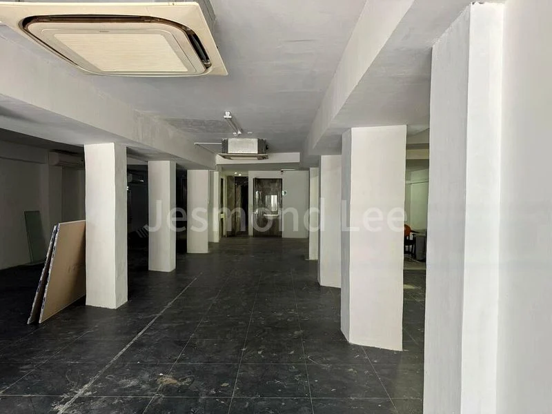Shop / Shophouse for Rent: 3 Adjoining 2-Storey Shophouses, near Bugis MRT; Ideal for F&B in D7 - Image 9