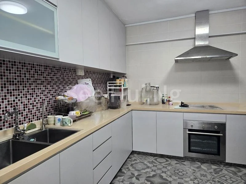 Maisonette HDB for Sale in 125 Bukit Batok Central - Image 2