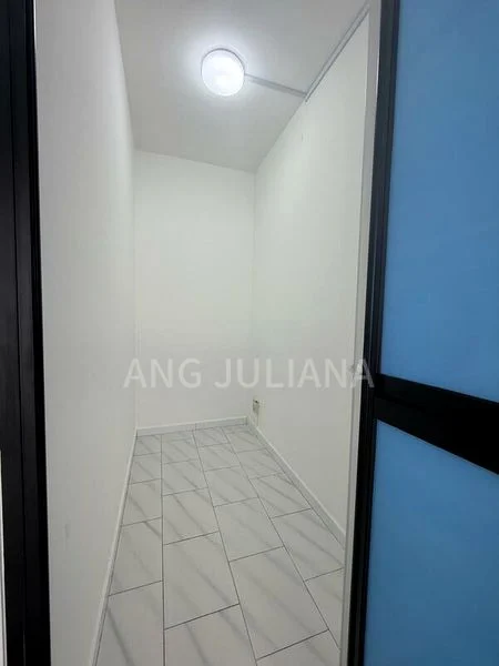 5 Bed Terraced House (Landed) for Rent in  Shamrock Park - Image 9