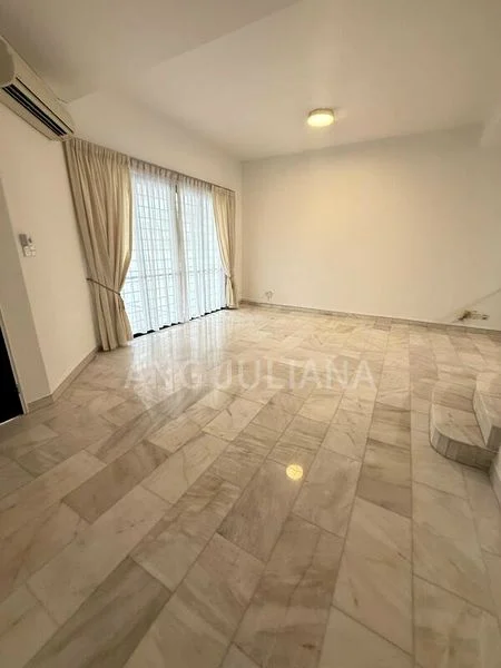 5 Bed Terraced House (Landed) for Rent in  Shamrock Park - Image 4