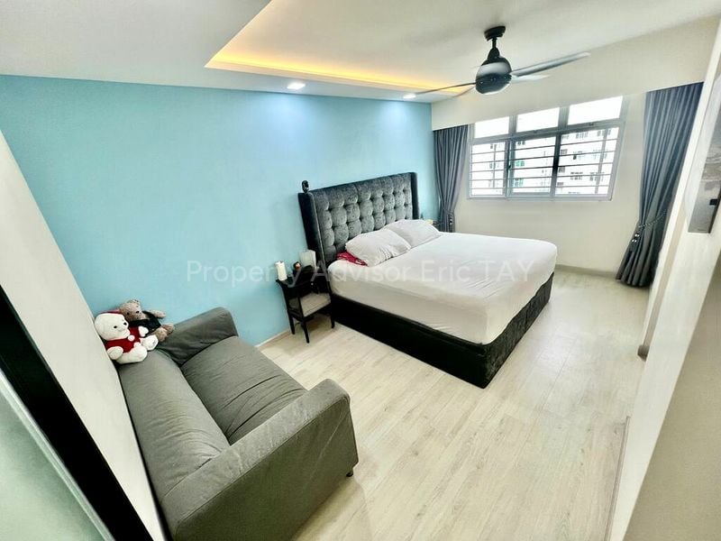 5 Room (5I) HDB for Sale in  677B Yishun Ring Road - Image 15