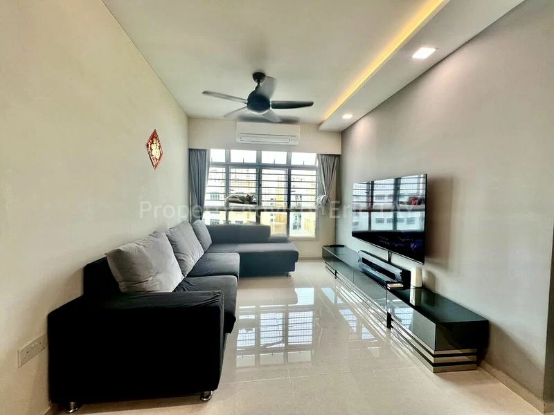 5 Room (5I) HDB for Sale in  677B Yishun Ring Road - Image 17