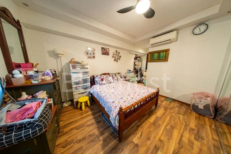 5 Room (5I) HDB for Sale in 654C Jurong West Street 61 - Image 6