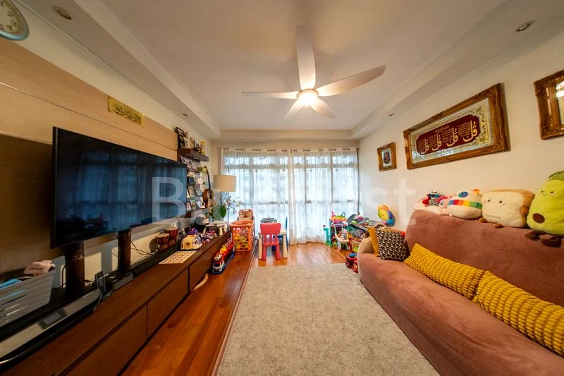 5 Room (5I) HDB for Sale in 654C Jurong West Street 61 - Image 2