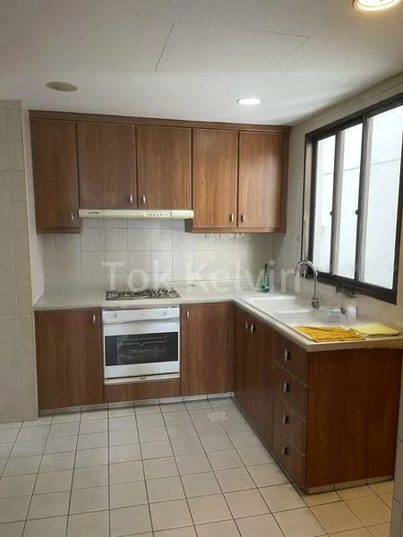 3 Bed Condo for Sale in  The Mayfair - Image 14