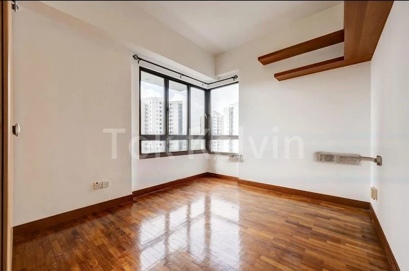 3 Bed Condo for Sale in  The Mayfair - Image 8