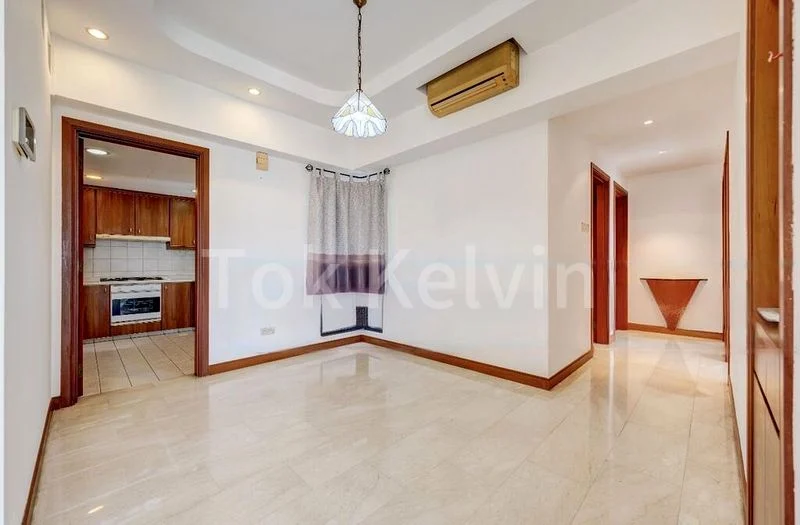 3 Bed Condo for Sale in  The Mayfair - Image 4