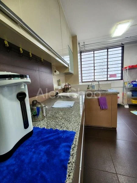 3 Room (3NG) HDB for Rent in  645 Hougang Avenue 8 - Image 2