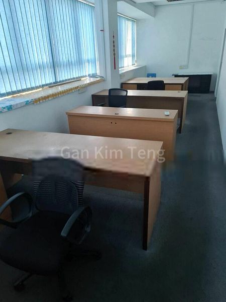 Light Industrial (B1) for Rent: Trivex - Image 1