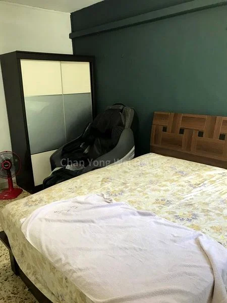 3 Room (3NG) HDB for Rent in  705 Clementi West Street 2 - Image 2