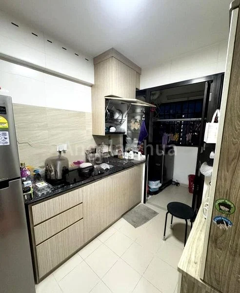 3 Room (3A) HDB for Sale in  365A Upper Serangoon Road - Image 4