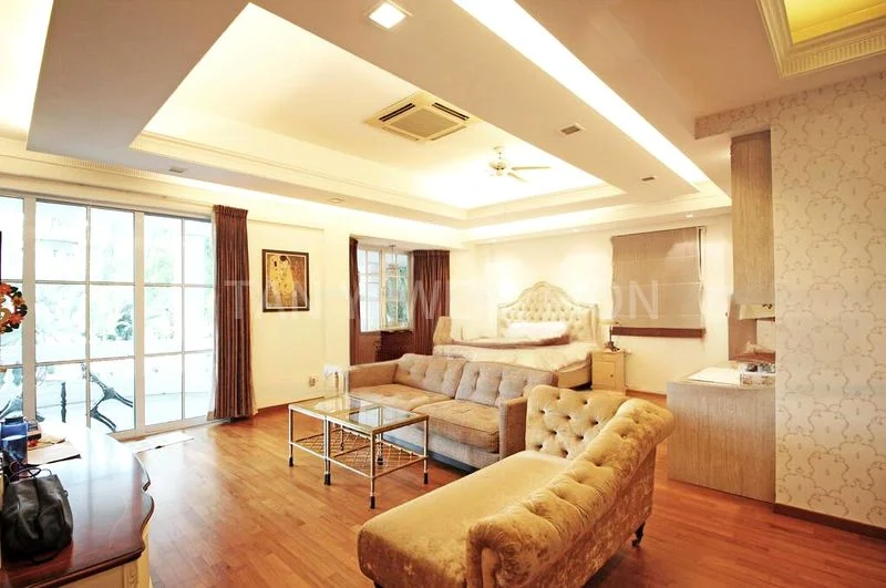 6 Bed Bungalow (Landed) for Sale in  Chiltern Drive - Image 5