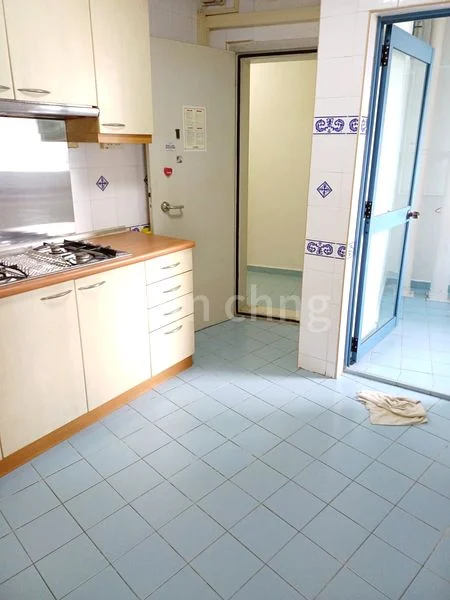 Executive HDB for Sale in  468D Admiralty Drive - Image 7