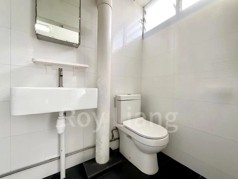 4 Room (4A) HDB for Sale in  367 Yishun Ring Road - Image 6