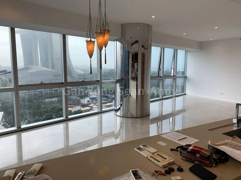 4 Bed Condo for Rent in  Marina Bay Residences - Image 8
