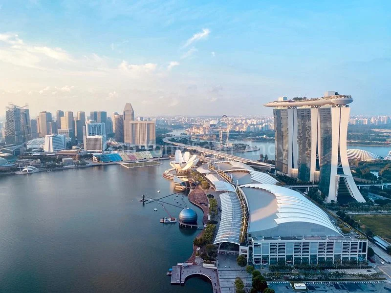 4 Bed Condo for Rent in  Marina Bay Residences - Image 10