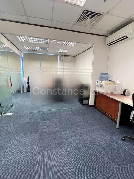 Light Industrial (B1) for Rent: BizTech Centre - Image 3