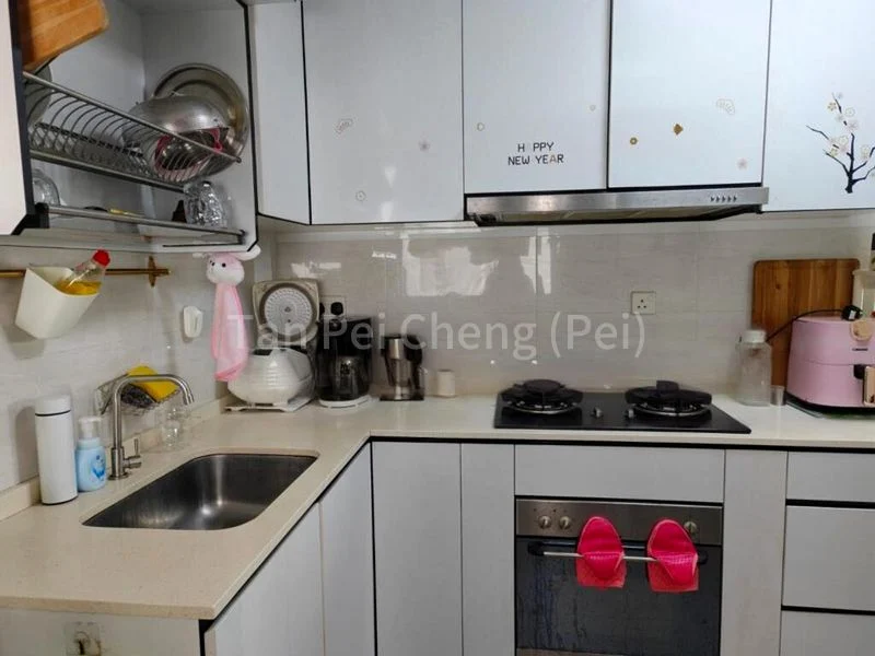 Common Room (HDB) for Rent in  240A Jurong East Avenue 1 - Image 5