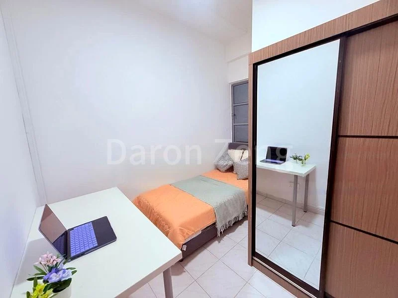 Common Room (Condo) for Rent in The Riverside Piazza - Image 3