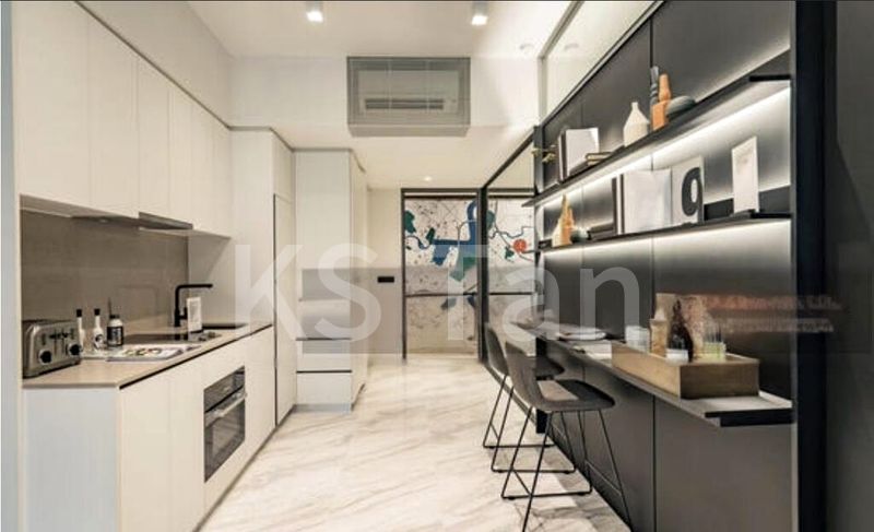 2 Bed Condo for Sale in  The Landmark - Image 5
